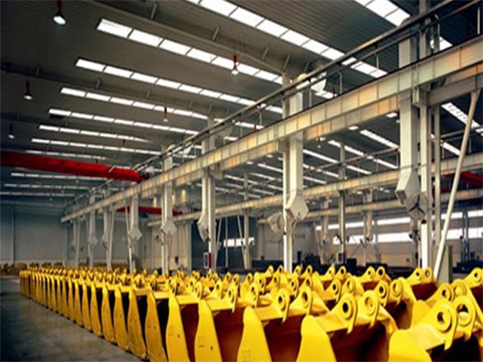 临沧徐工集团挖掘机装配车间